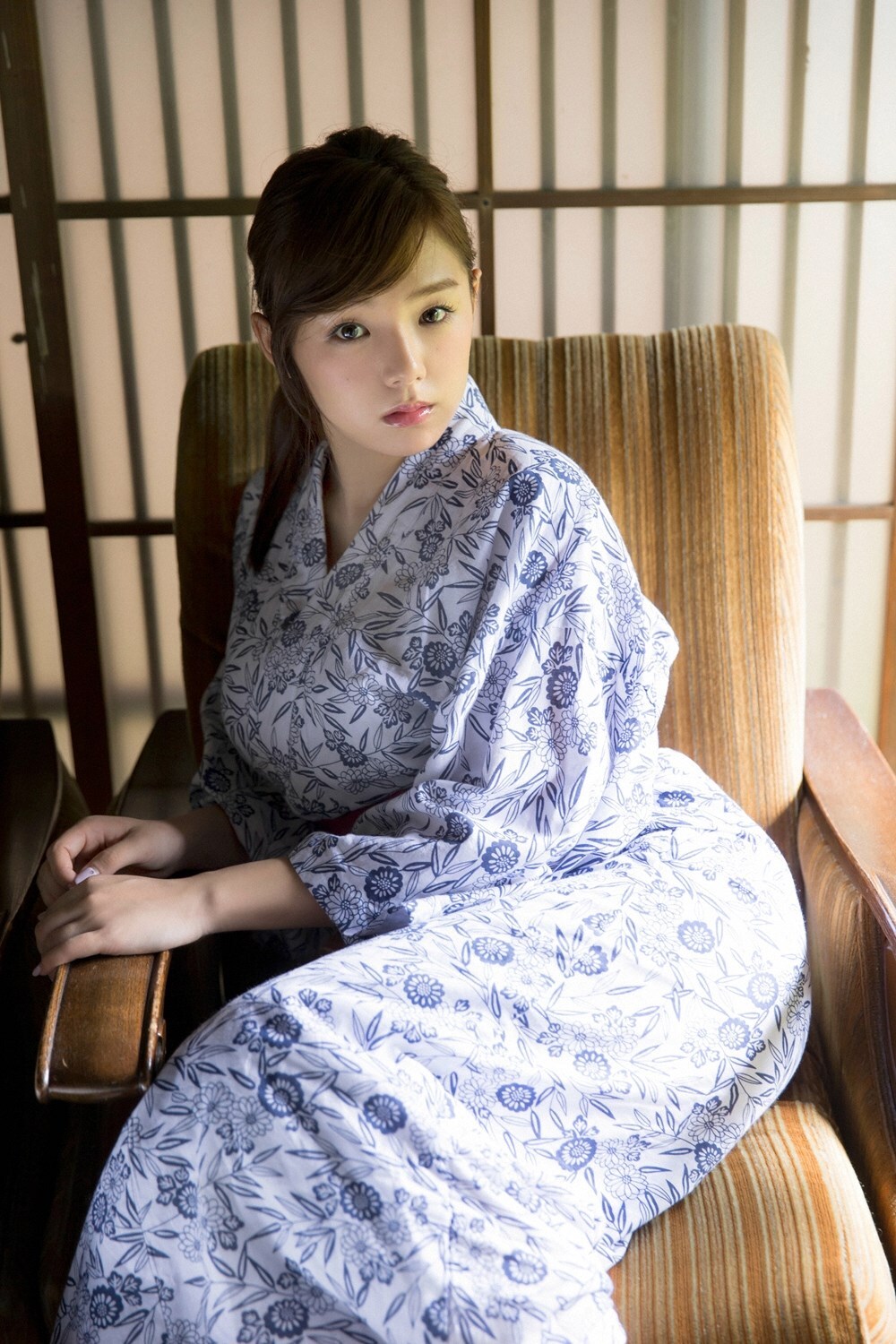 YS-Web-Vol.682Ai Shinozaki 篠崎愛 - あっためて